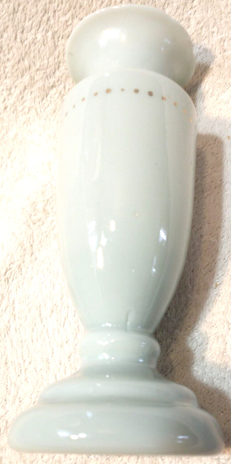 Vintage Green Milk Glass Vase Jade Colored Green Scalloped Top Art A1