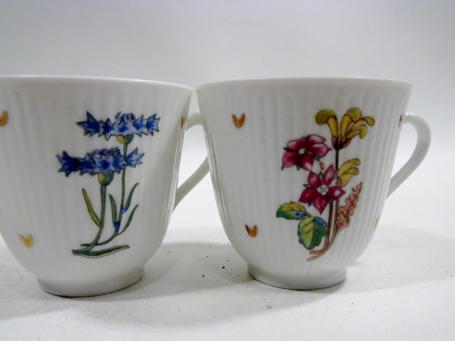 Vtg Rorstrand Sweden Wild Flowers 4 Demitasse Cups & Saucers