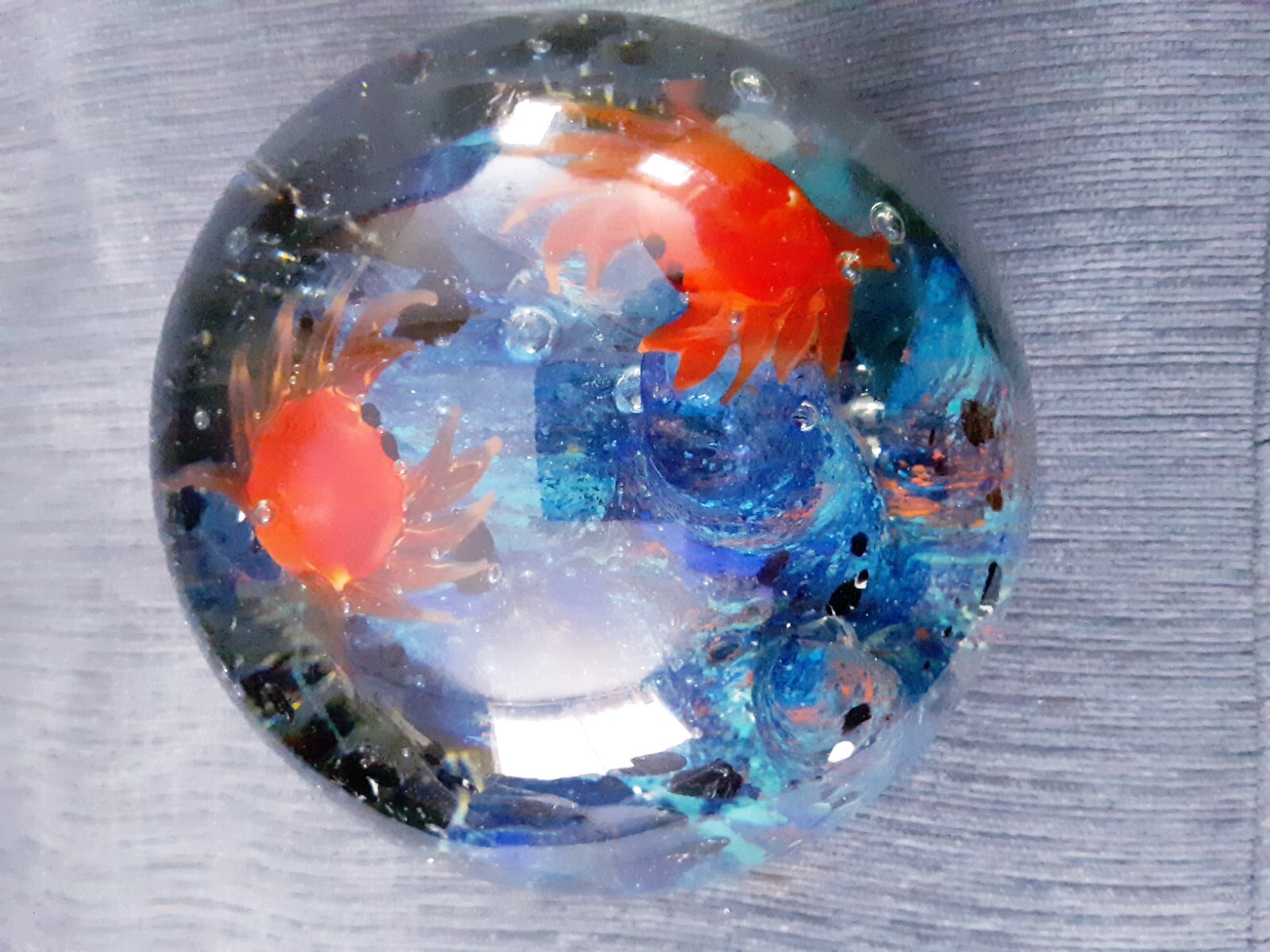 Art Glass Paperweight Sphere Underwater Scene Crabs Ocean Heavy 4 Lbs