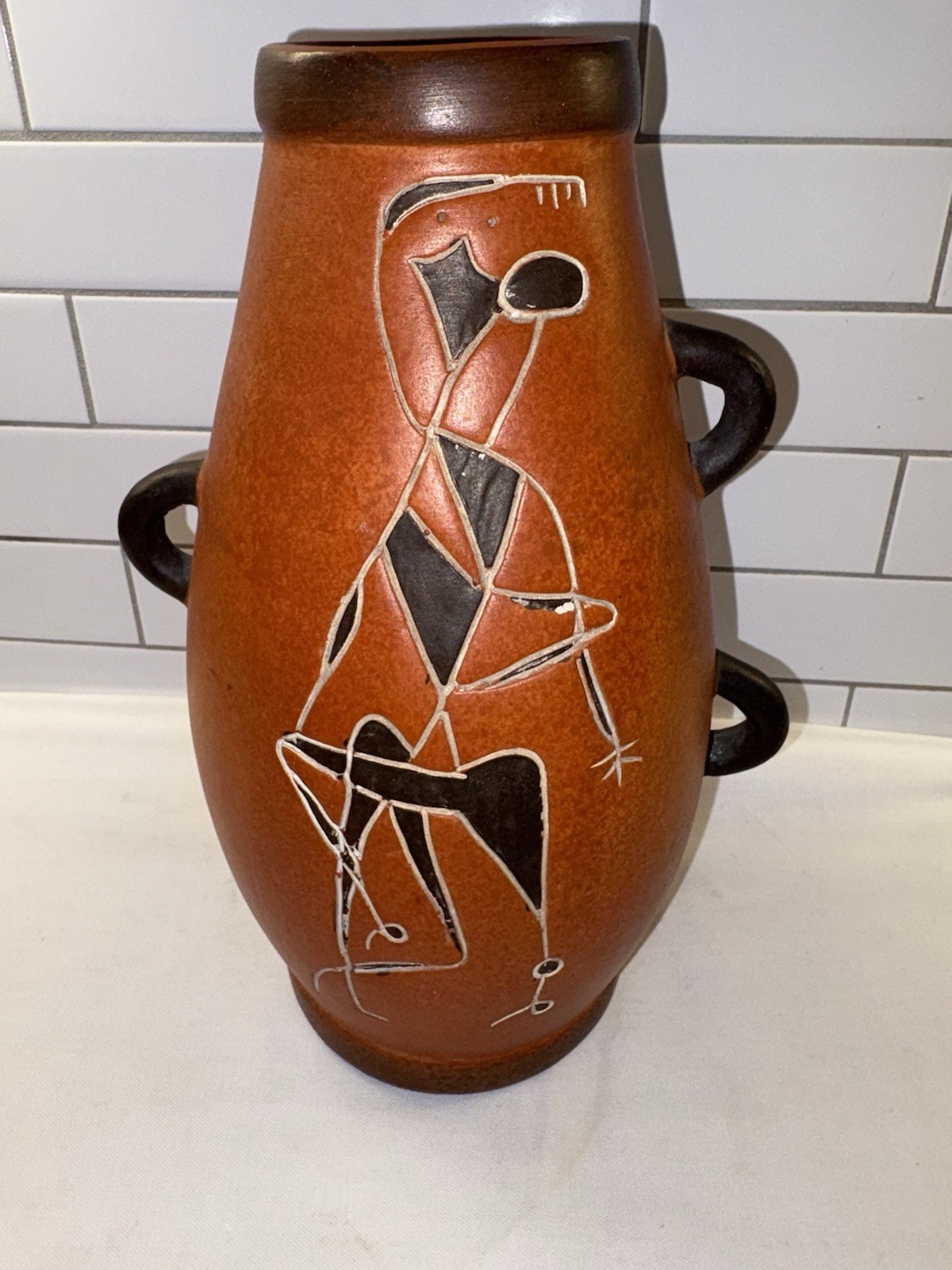 Vintage Native American Vase Arizona Art Pottery Indian 10 3/4” Tall