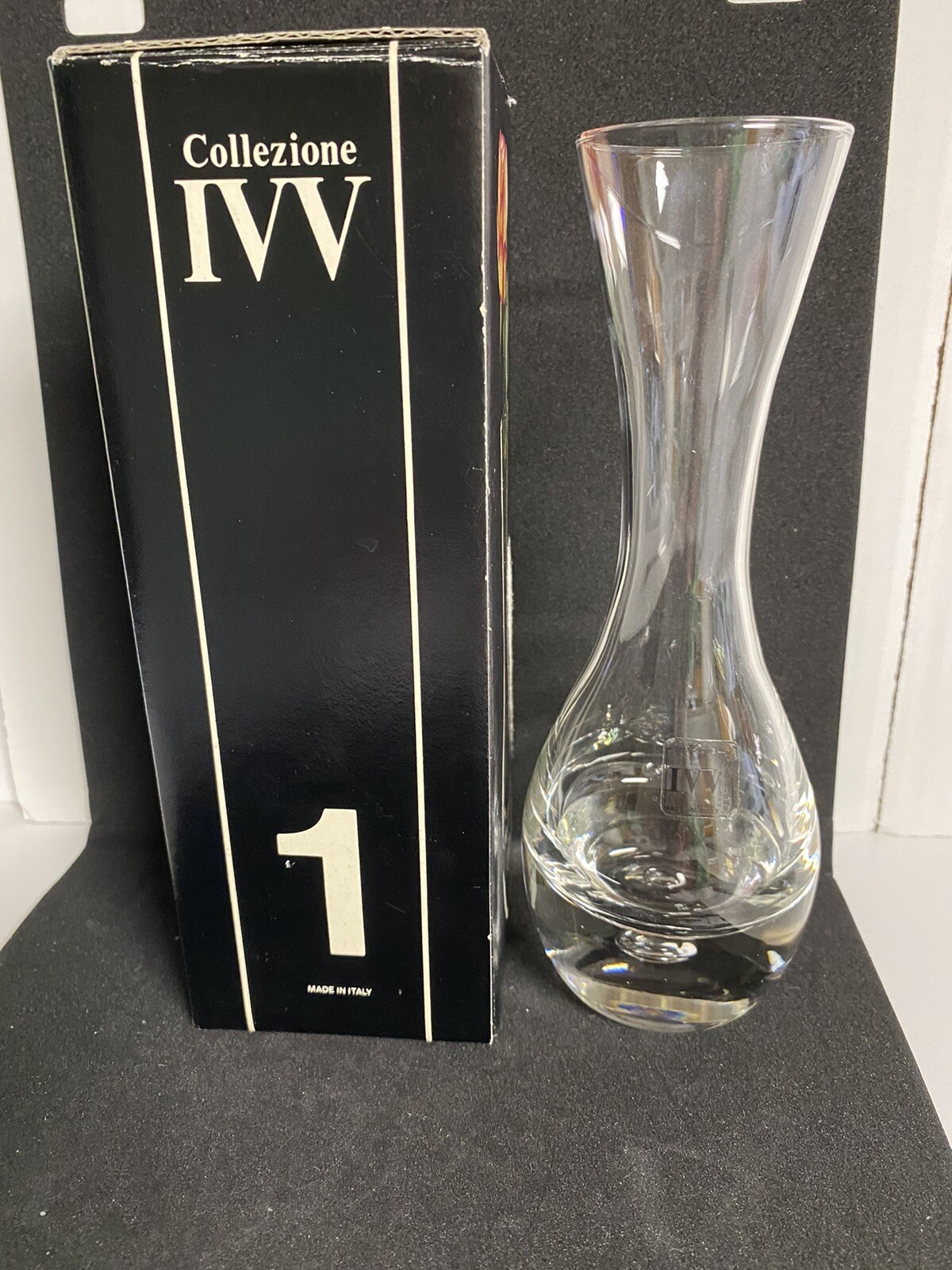 Italian 7 1/2 ” Glass Bud Vase Italy Collezione IVV Still in box