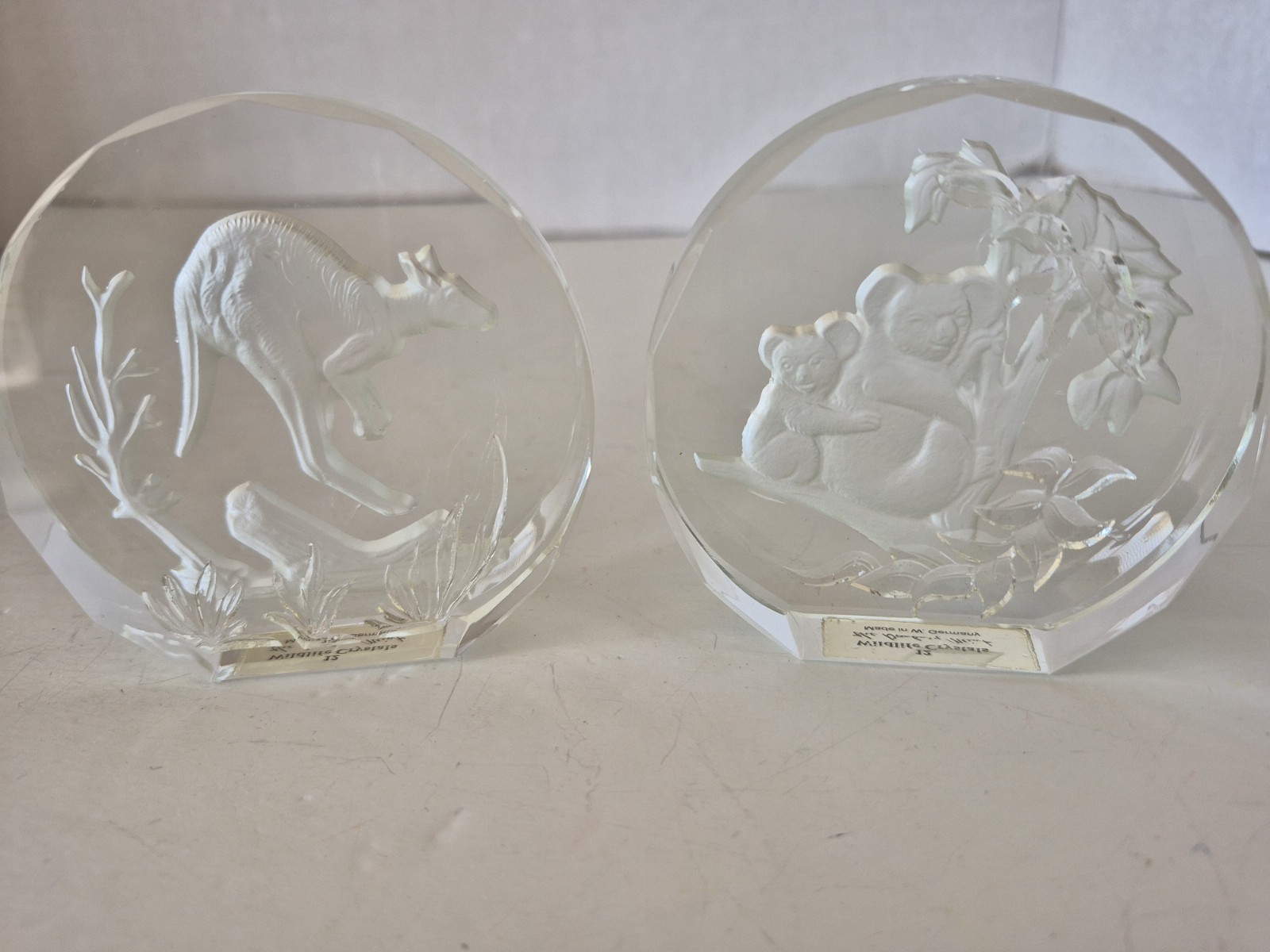 2 Danbury Mint Wildlife Crystal 3d Glass Paperweight Kaola Kangaroo Aussie Lot