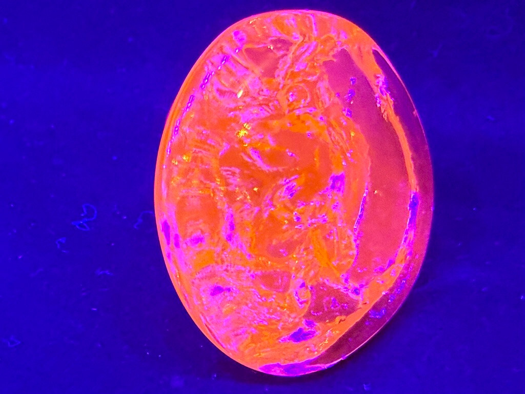 Green Vaseline uranium glass Frog Toad paperweight selenium glow magnesium fish