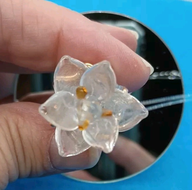Spun Glass Vase With Flower On Round Mirror 2 1/2 In.