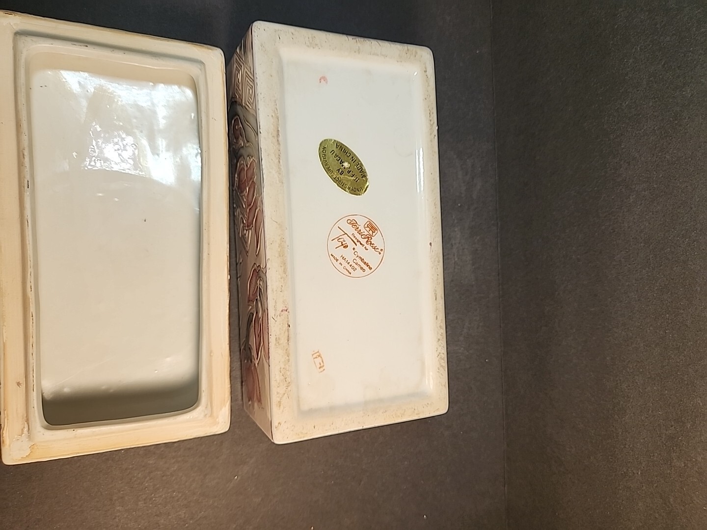 Toyo Ceramic HFP Macau Handpainted Floral Flowers Storage Box