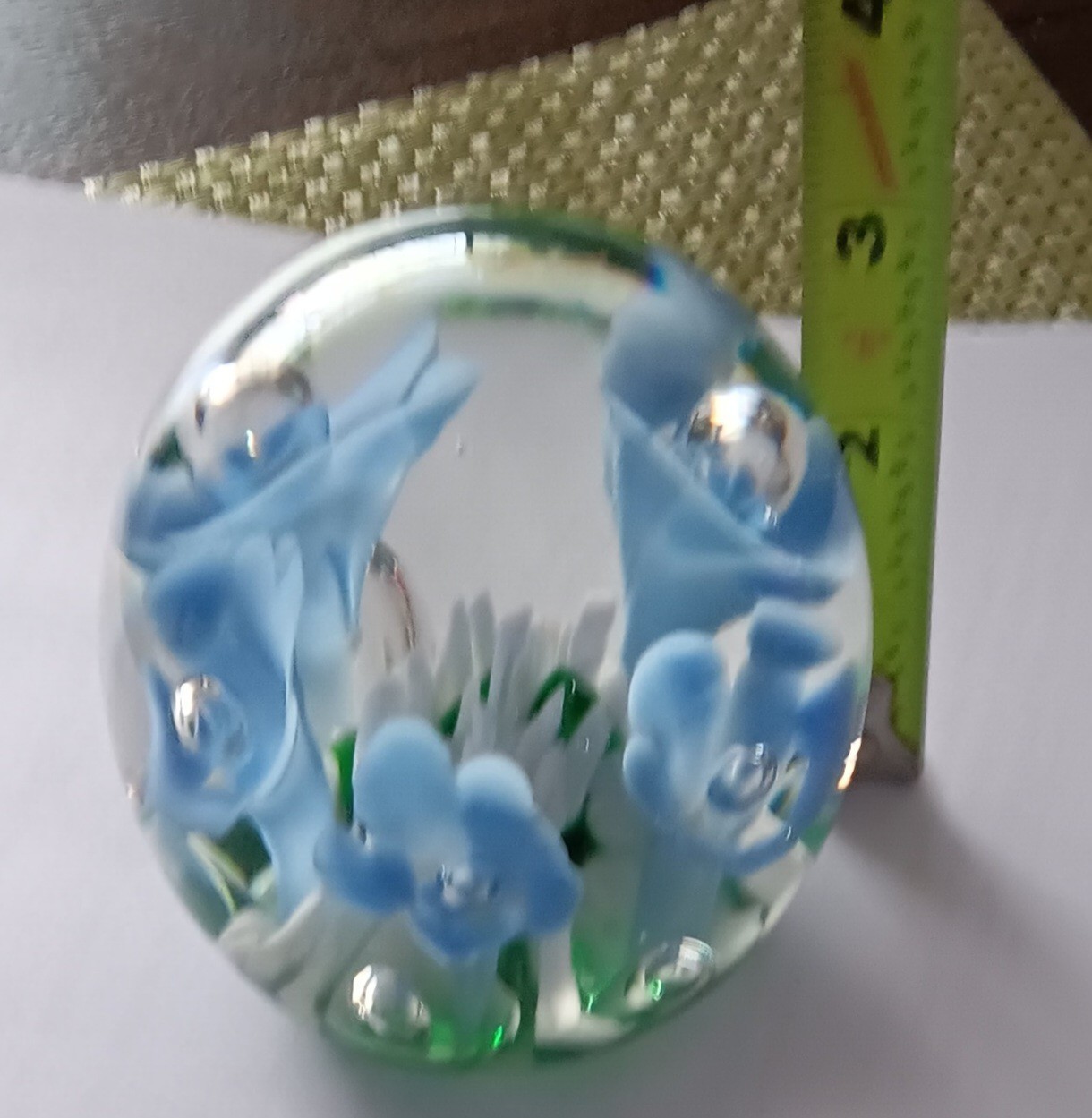 St. Clair – Blue Trumpet Flowers Art Glass Paperweight 1978 Controlled Bubbles