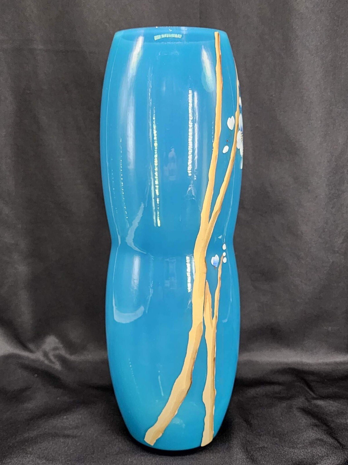 Fenton 2006 Horizon “Cherry Blossoms on Indigo Blue” 4397 3A Vase # 92/950