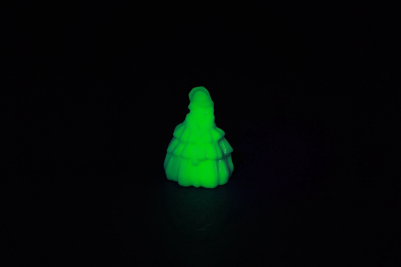 Boyd Glass Uranium Jadeite “Louise Doll” figurine