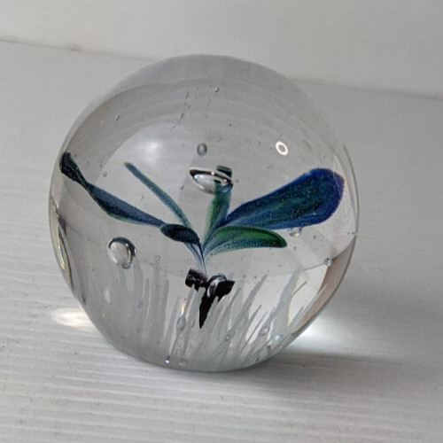 Dynasty Gallery Butterfly Paperweight Art Glass 2.25” Glow In Dark Blue Green