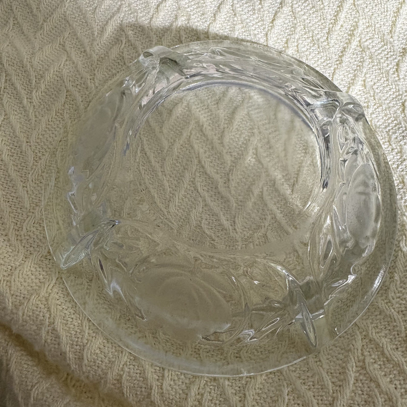 Vintage KIG INDONESIA 6″ Clear Heavy Glass 4 Slot Ashtray with Embossed Roses