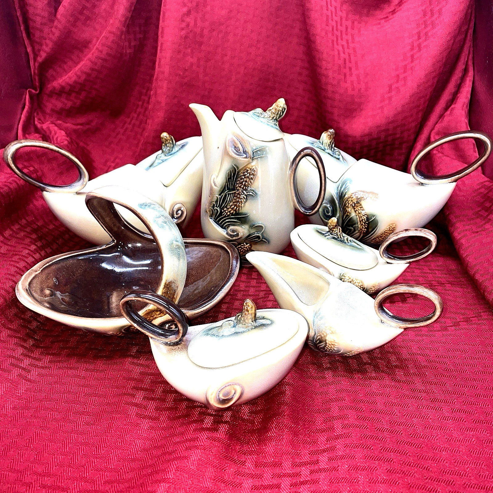 HULL PARCHMENT & PINE CERAMICS – 1950’S