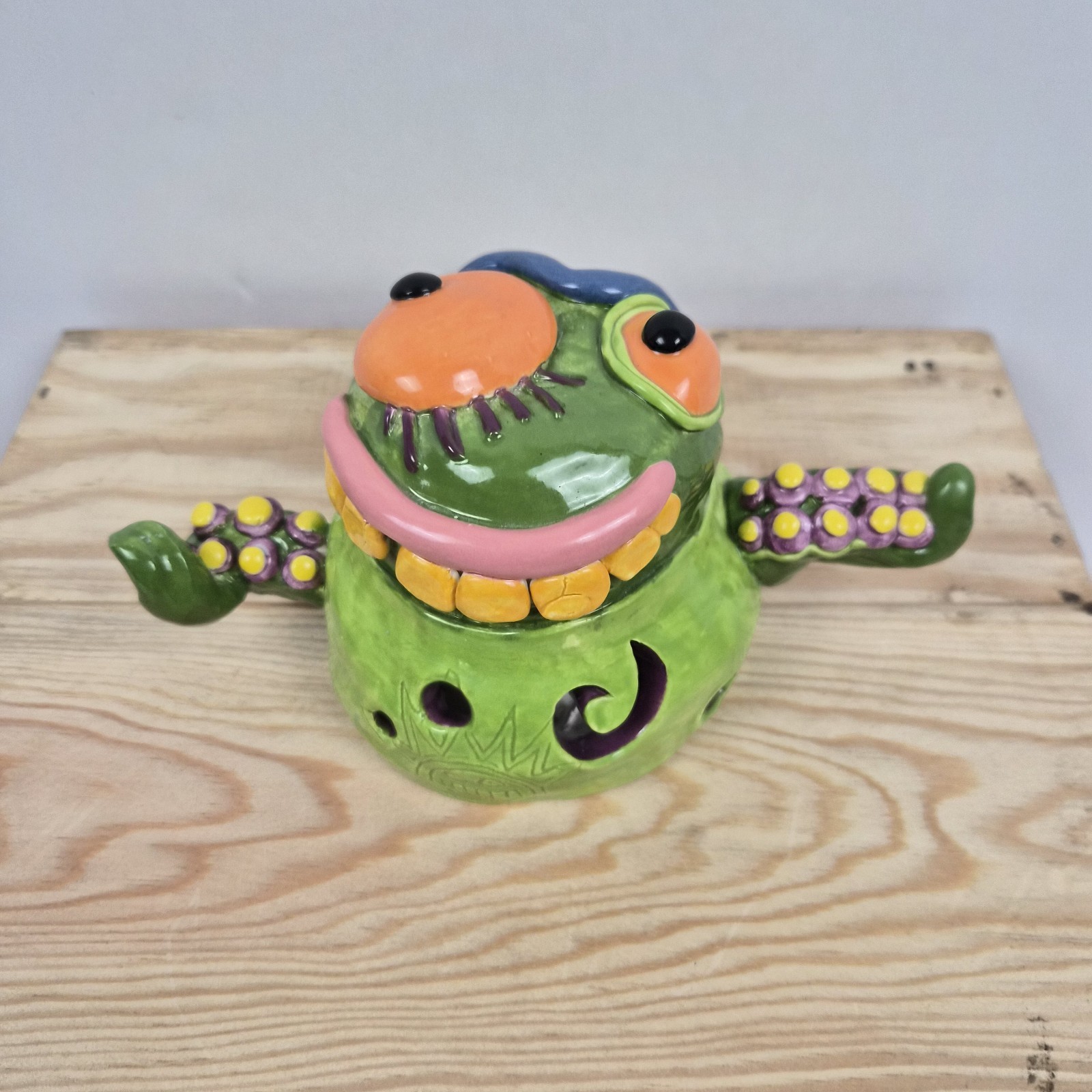 Studio Art Pottery Monster Sculpture Whimsical Alien Octopus Face Figurine 5×8