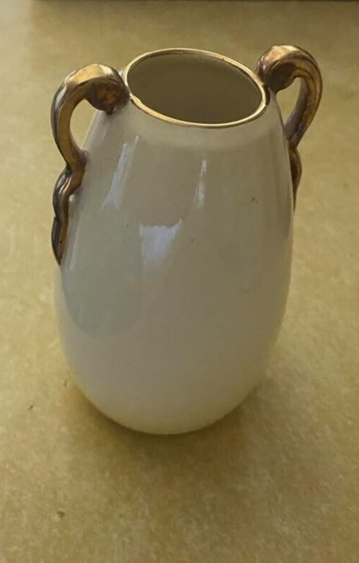 CARLTONWARE UNITED KINGDOM STOKE ON TRENT ENGLAND LUSTRE CARLTON WARE BUD VASE
