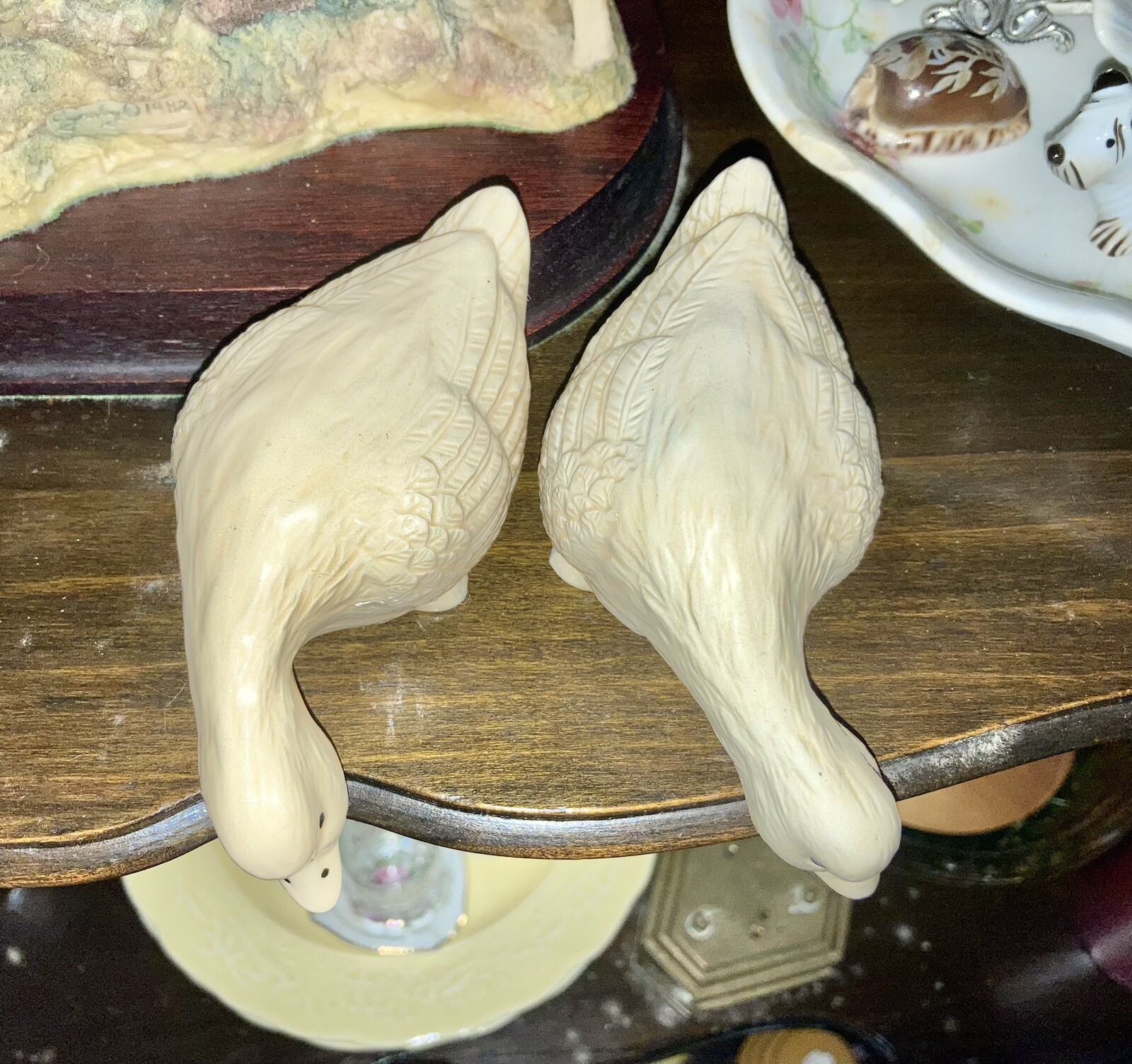 Very Curious Nosy Ducks 5-3/4” Lg x 2-1/4” x 1-3/4” tall 2 Snoopy Ducks Ceramic