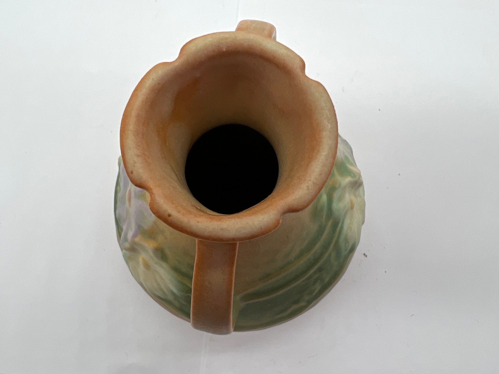 Roseville Art Pottery Cosmos 944-4 Tan Green 4” Double Handle Vase MCM Excellent