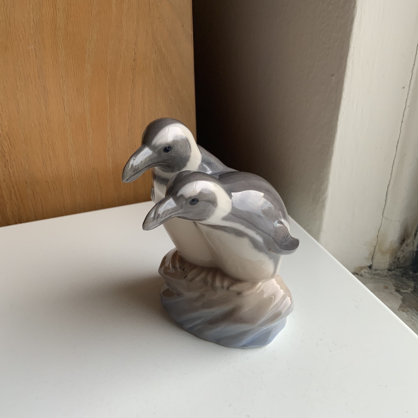 RARE Royal Copenhagen Pair of Penguins on Ice Figurine 3118 Excellent 1stQ 1939