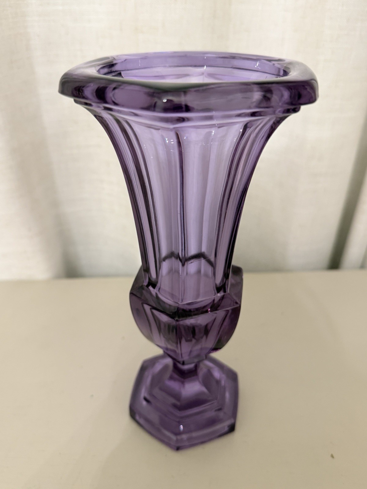 Vintage Neodymium Alexandrite Glass Trumpet Vase 8” Friedrich Kristall Germany