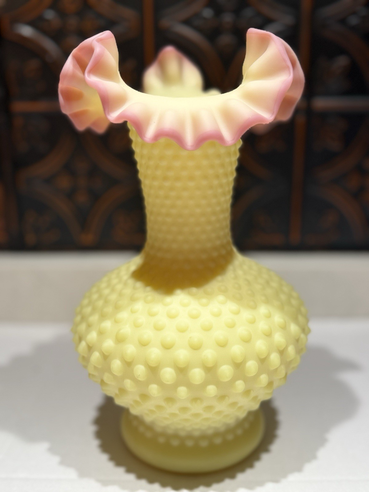 1950s Fenton Burmese Big John Hobnail 10 3/4″ Vase Glows under UV Hard to Find