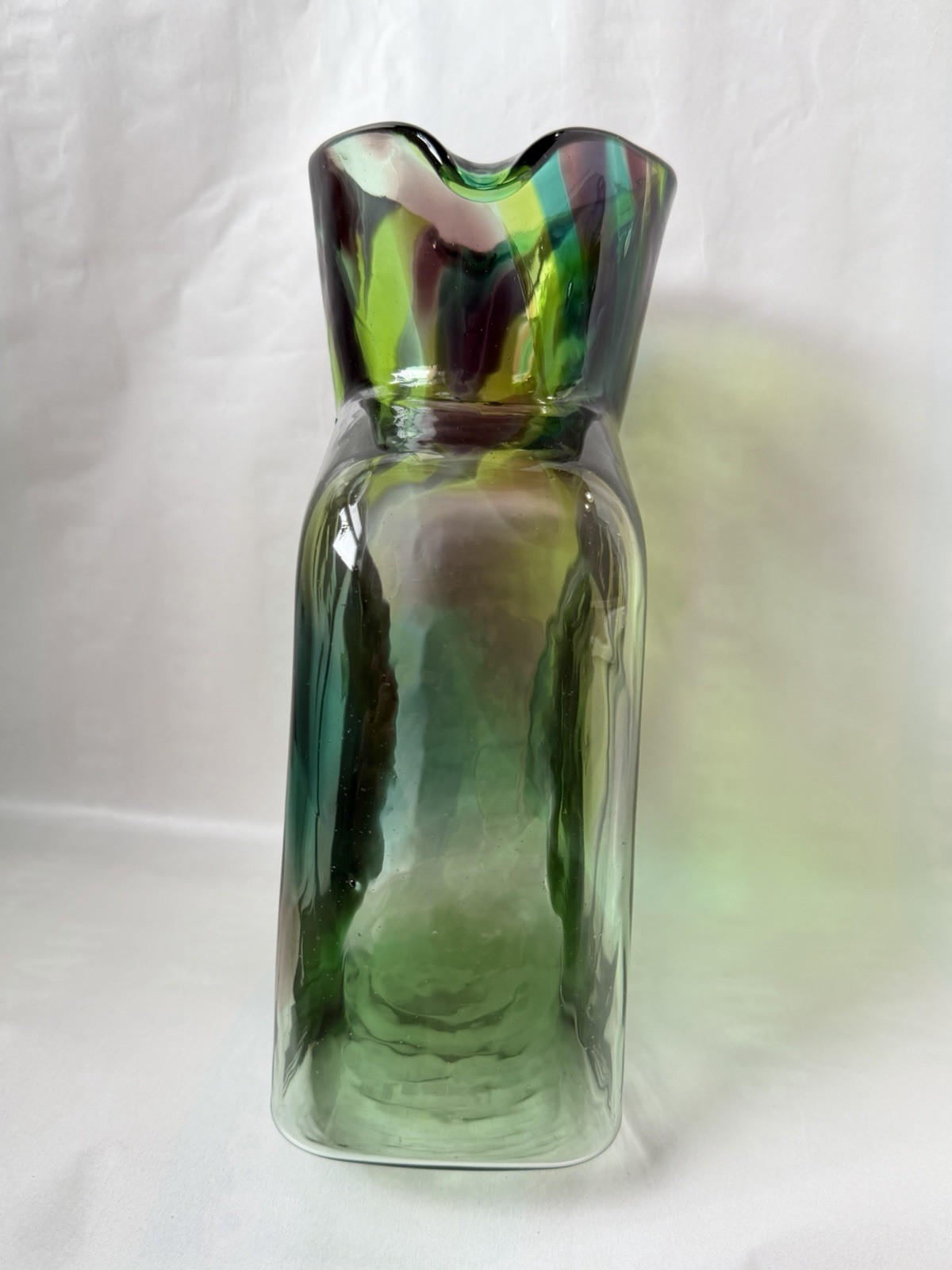 Ultra-Rare Blenko 2024 Borealis Water Bottle Model 384 – #59 /60