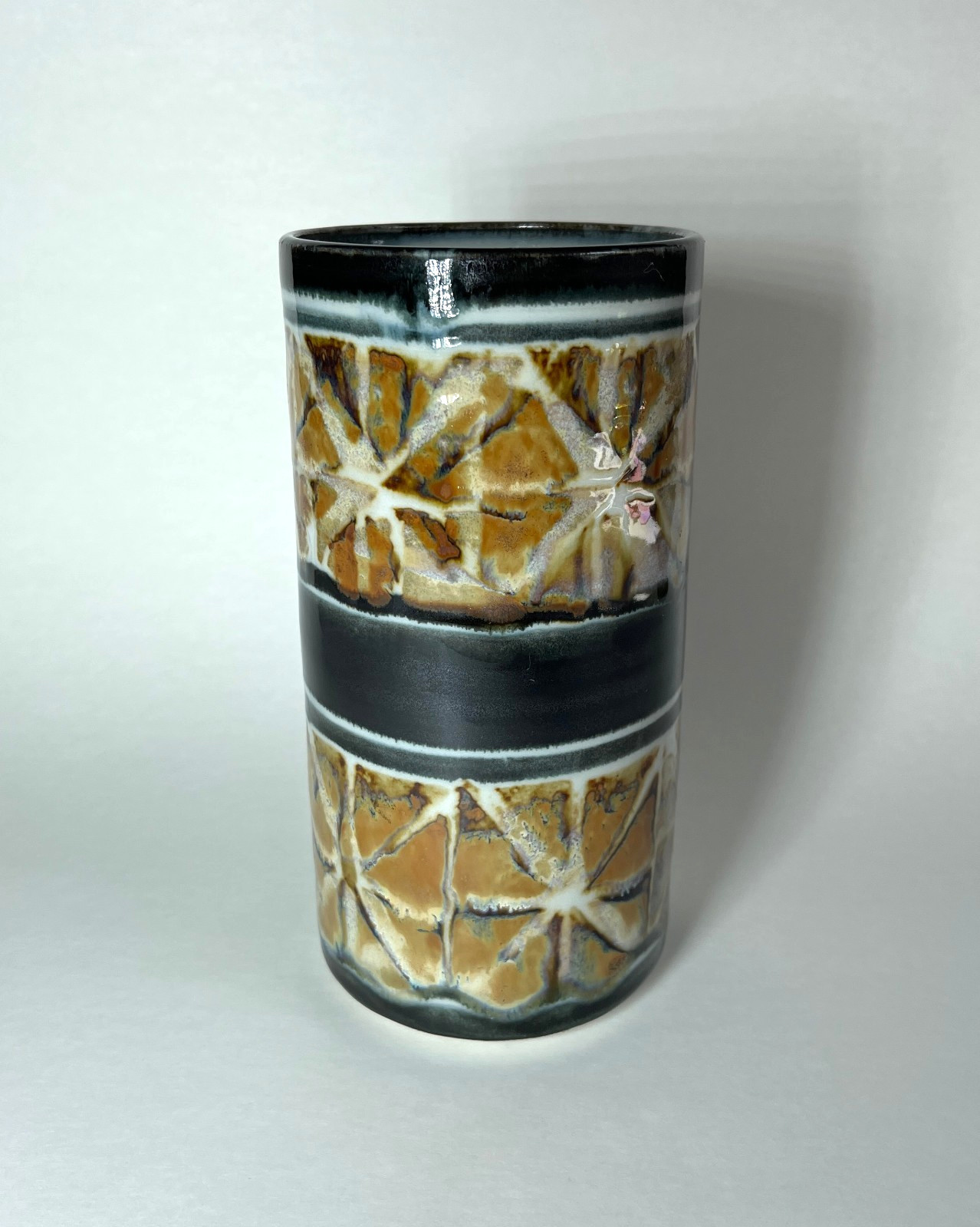 Vintage 1974 Apple Lane Bill Nagengast Studio Pottery Vase 7.5″