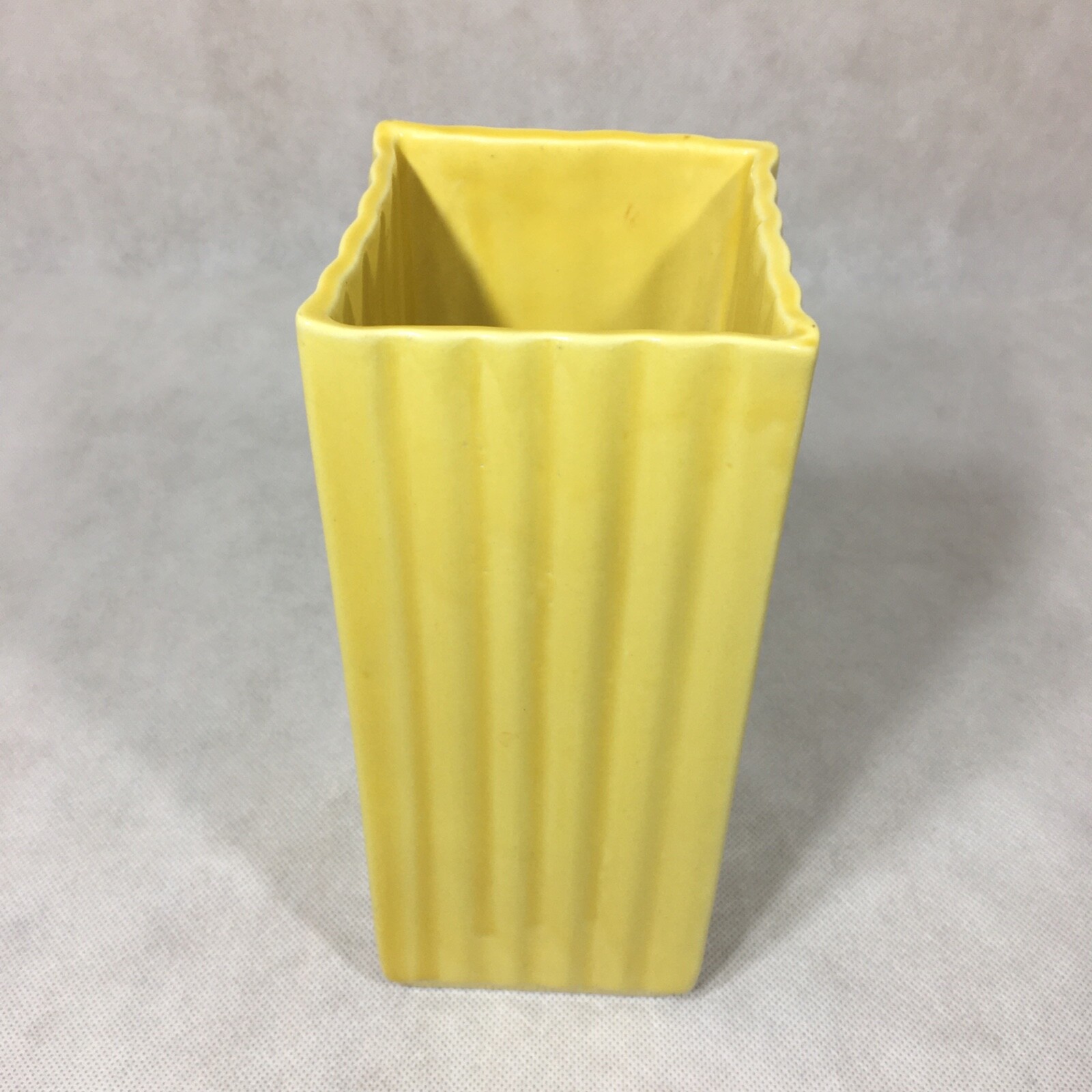 Vintage Art Deco Ceramic 9″ Vase Ribbed USA 0 23