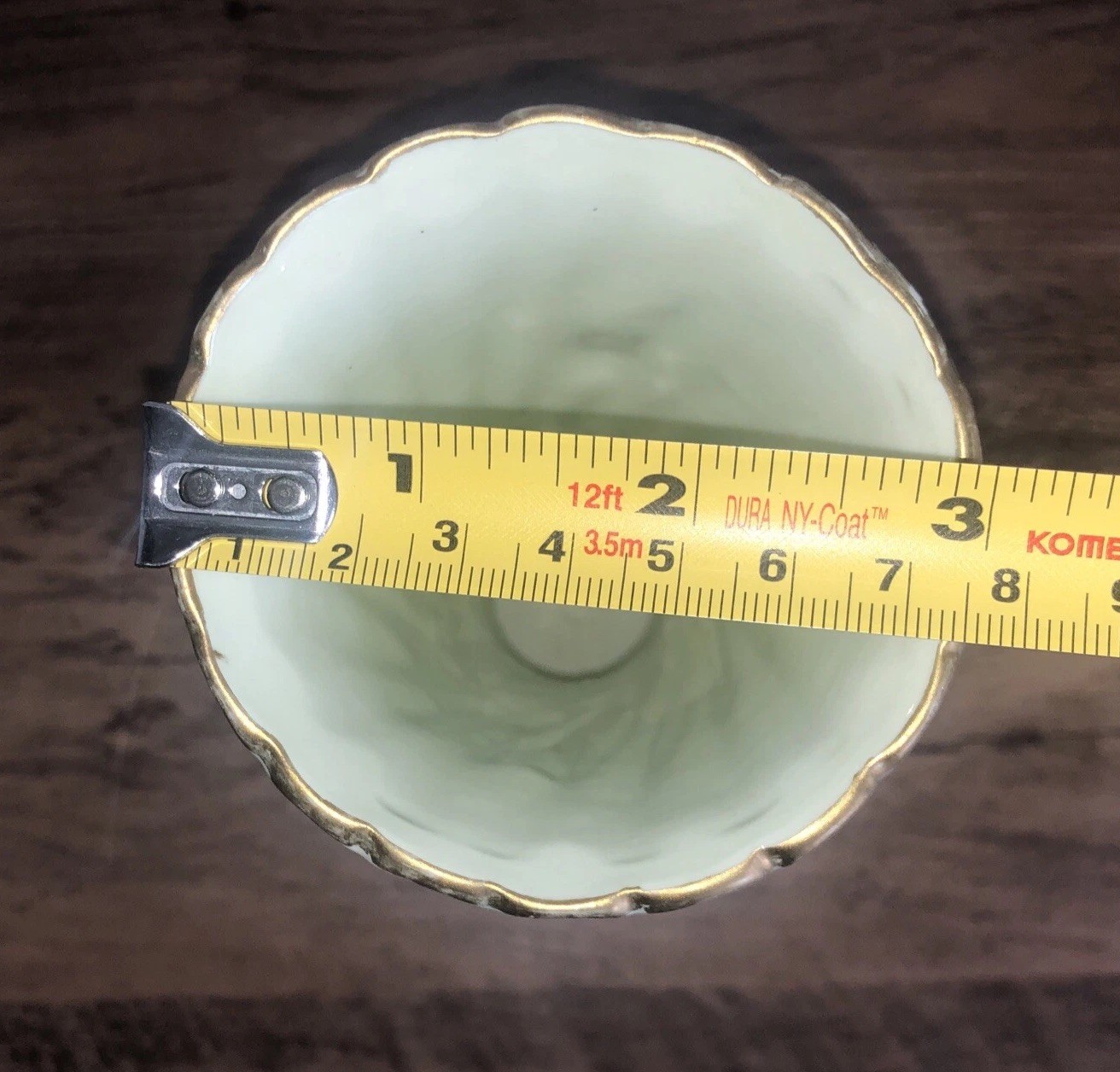 K’s Collection Small light Mint Green Porcelain Swirl Vase 6.7″ T Gold Rim