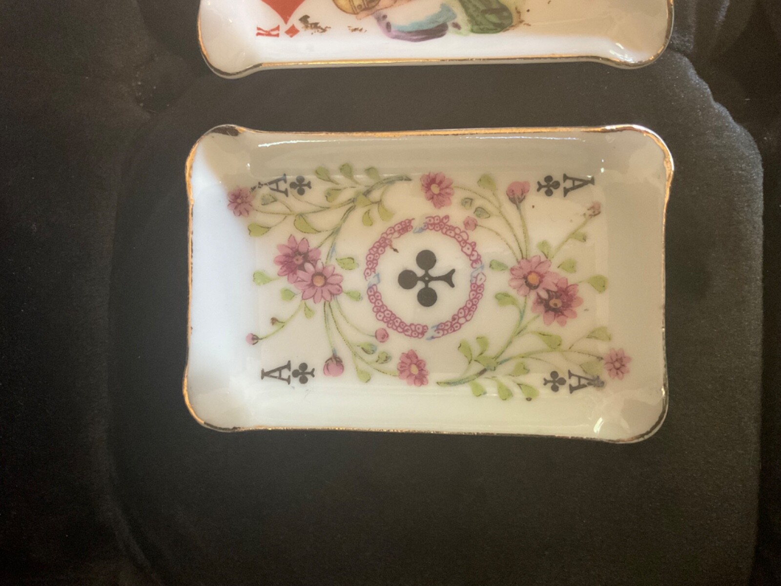 Ardalt Hand Painted Porcelain Bridge Playing Card Ashtrays Set of 4 in Holder