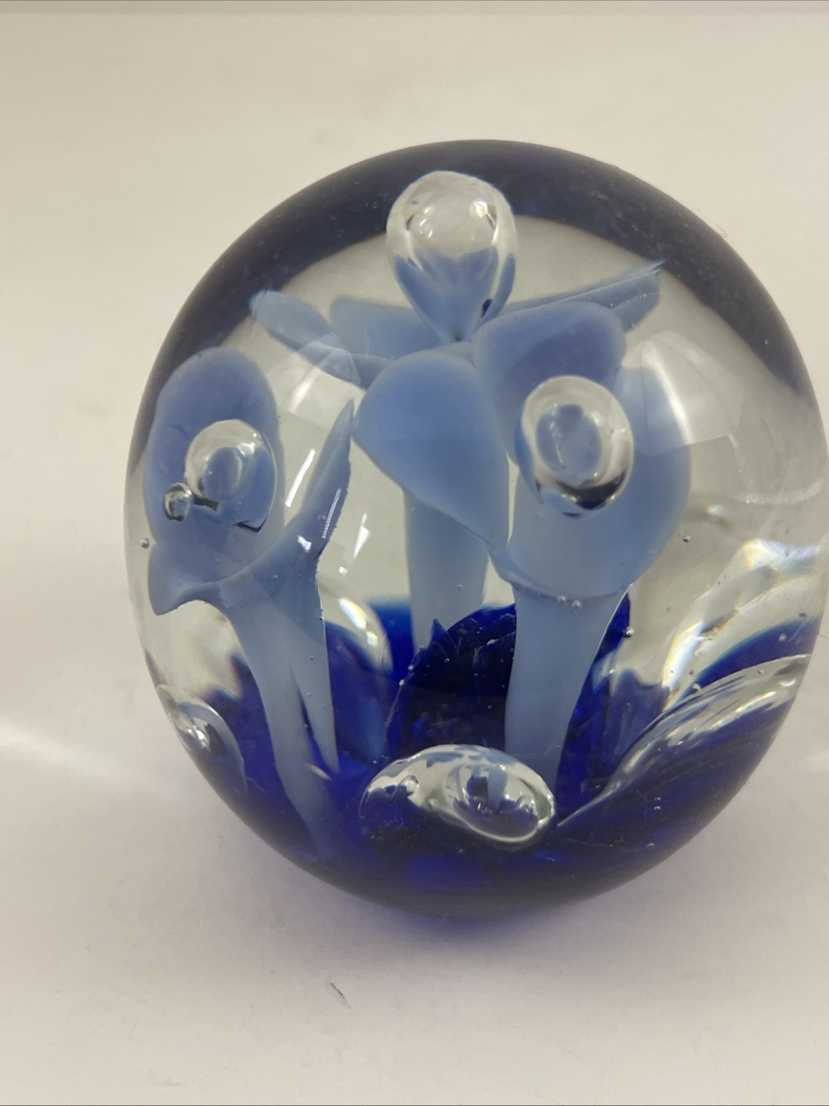 Vintage Art Glass Blue Trumpet Flower And Bubbles Paperweight