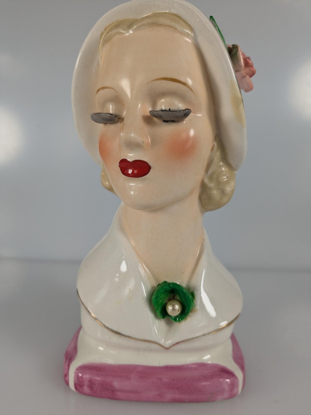 Vintage Lady Head Vase Napcoware A++ Eyelashes Satin Gloss Makeup Lips Hat Rose