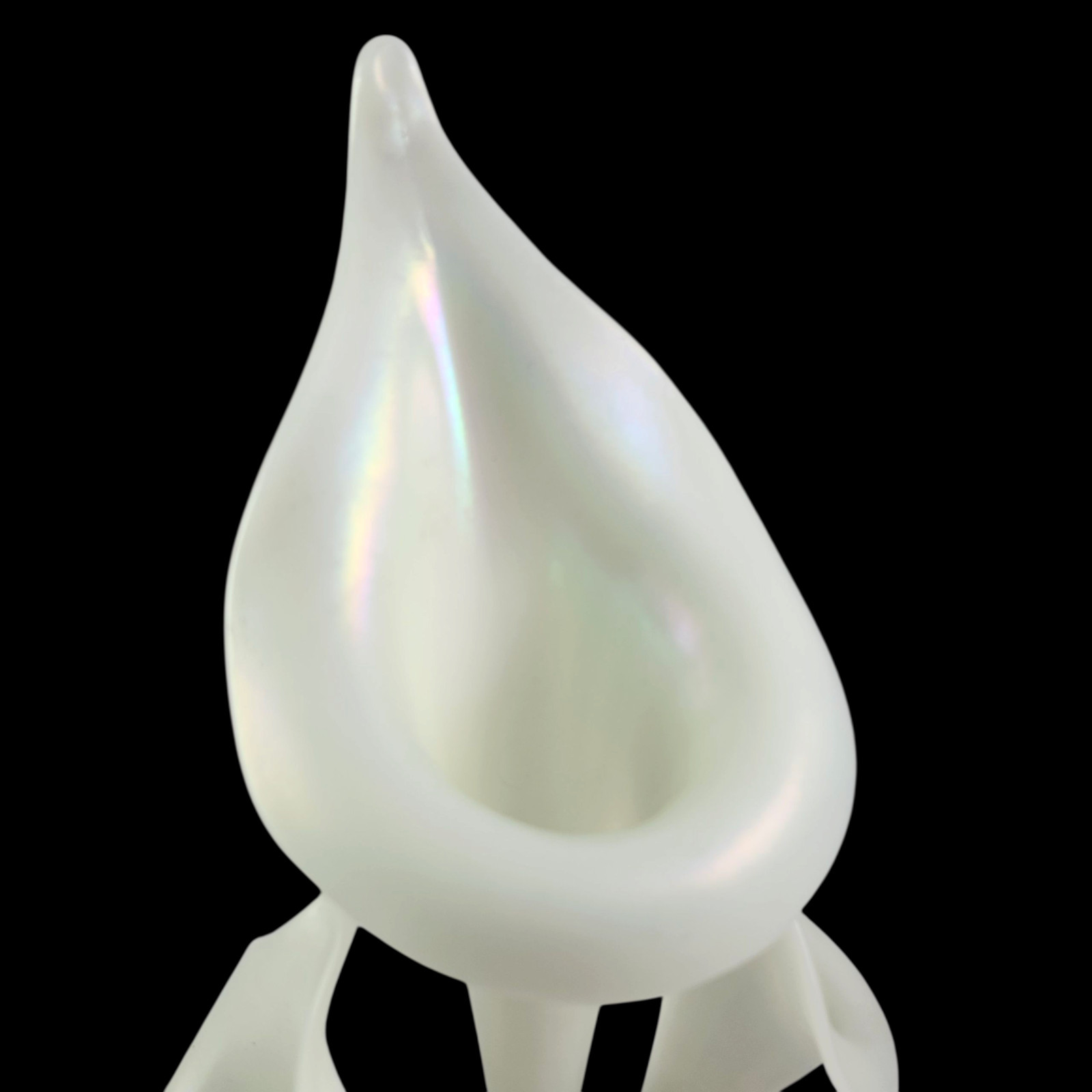 Stueben Signed Calcite Ivrene Triple Lily Jack In The Pulpit Vase