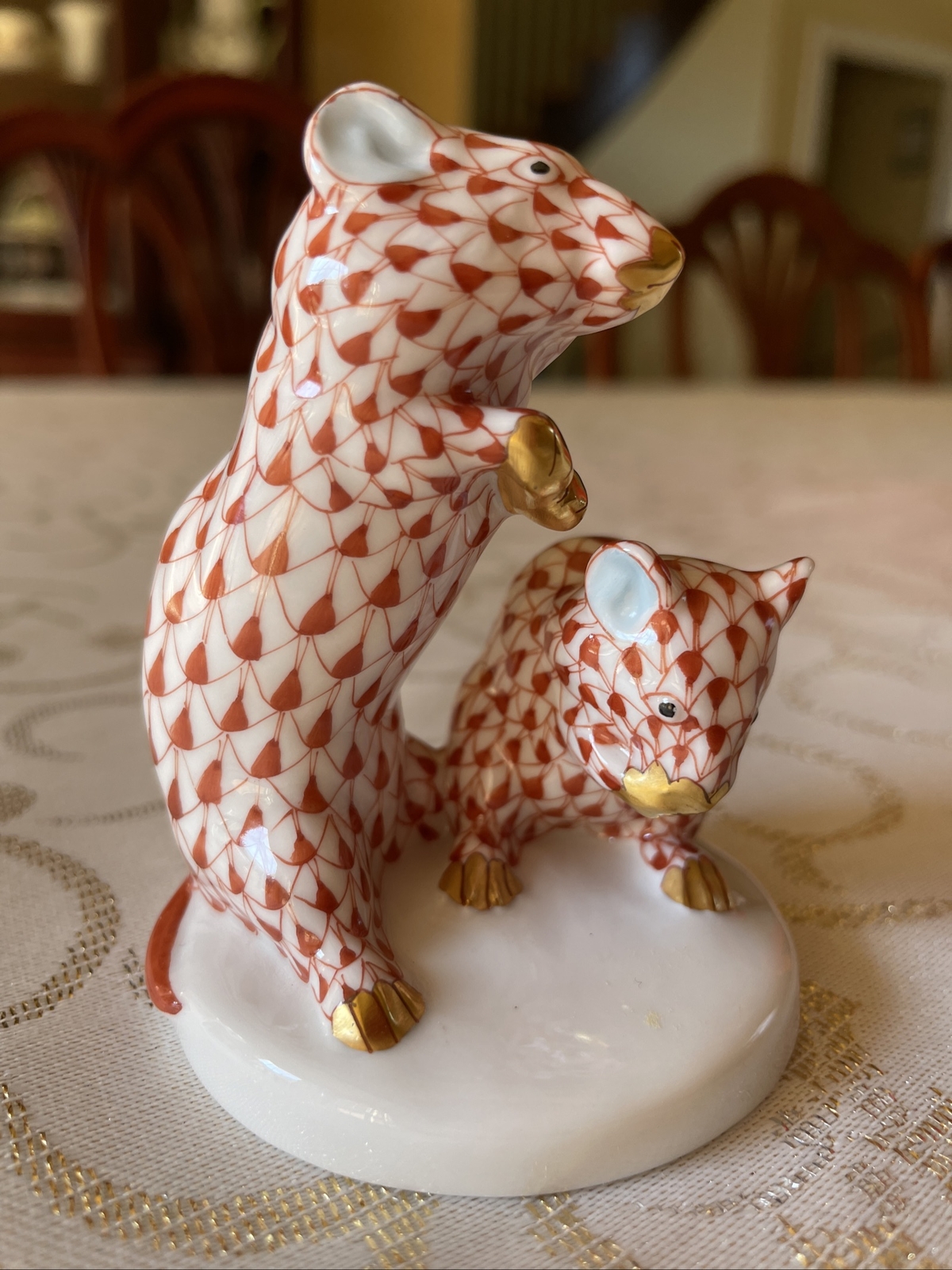 Herend Hungary Rust Fishnet Pair Of Mice Figurine with Gold Accent 5340 -MINT