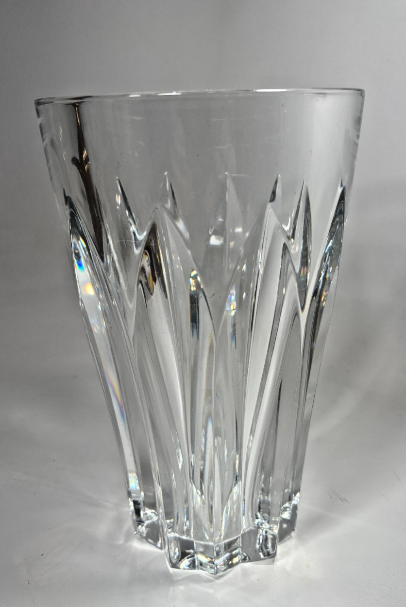 Baccarat Pauline Thick Crystal Tapered Vase 7.75″ x 5″ Made in France Signed