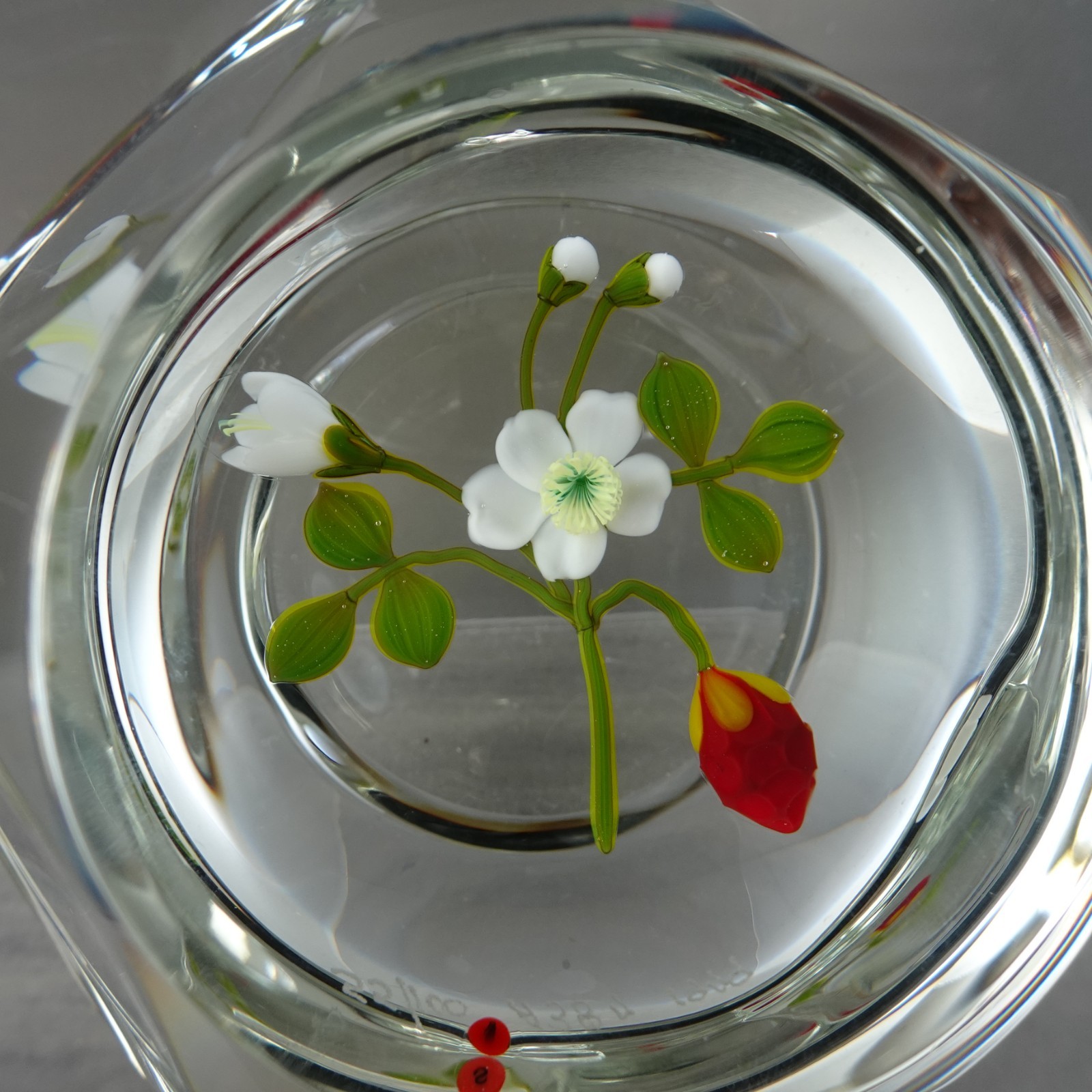 1979 Paul Stankard Faceted Art Glass Strawberry Blossom Bouquet Paperweight LE