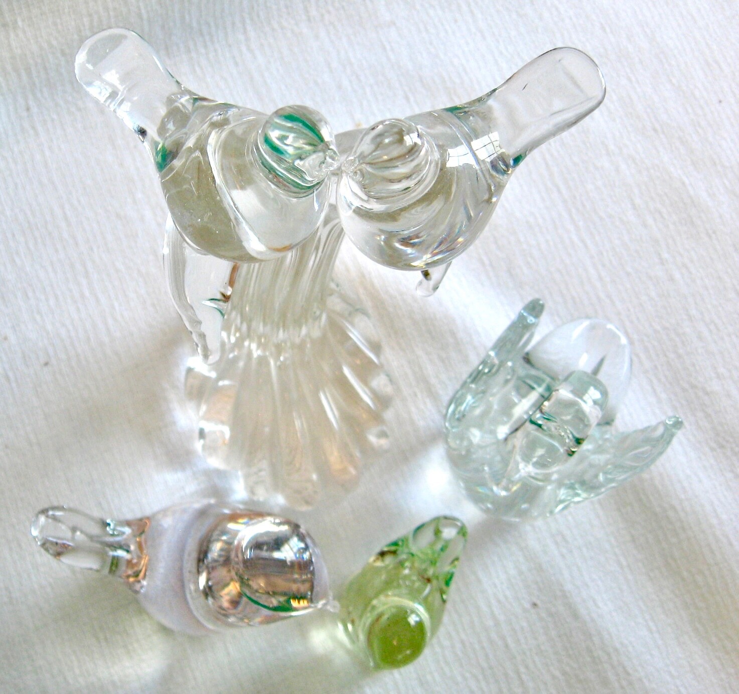 HAND BLOWN CLEAR GLASS Bird Figurines Paper Weights Lovebird Goose Swan Wedgwood