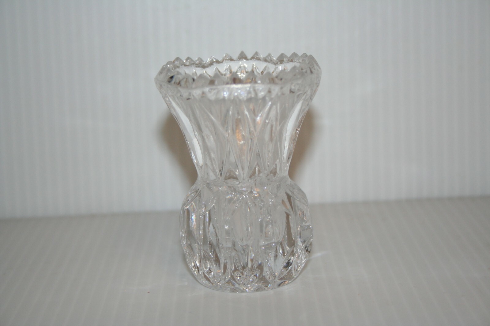 Clear Cut Lead Crystal Toothpick Holder Bud Vase Diamond Style Sawtooth 3″ Tall