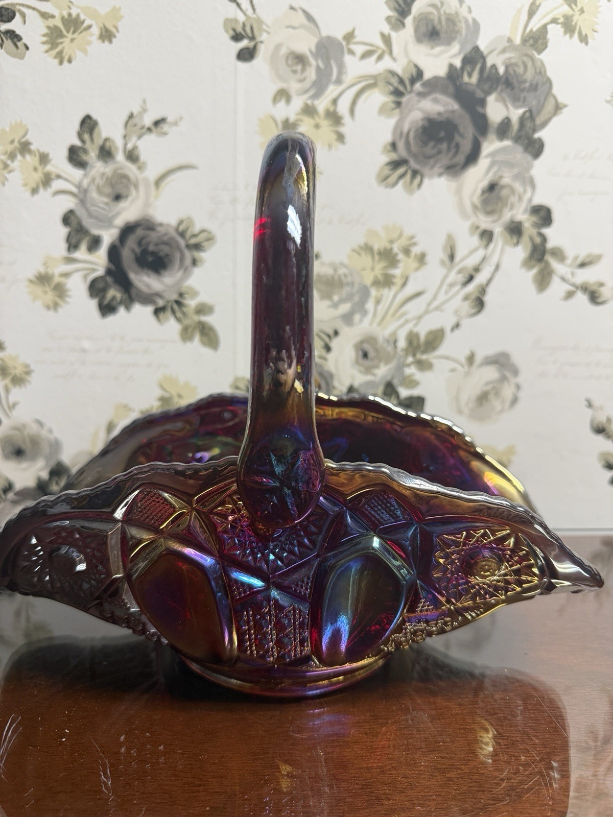 Depression Glass Serving Dish Carnival Glass Purple/Red Glossy Decorative Basket