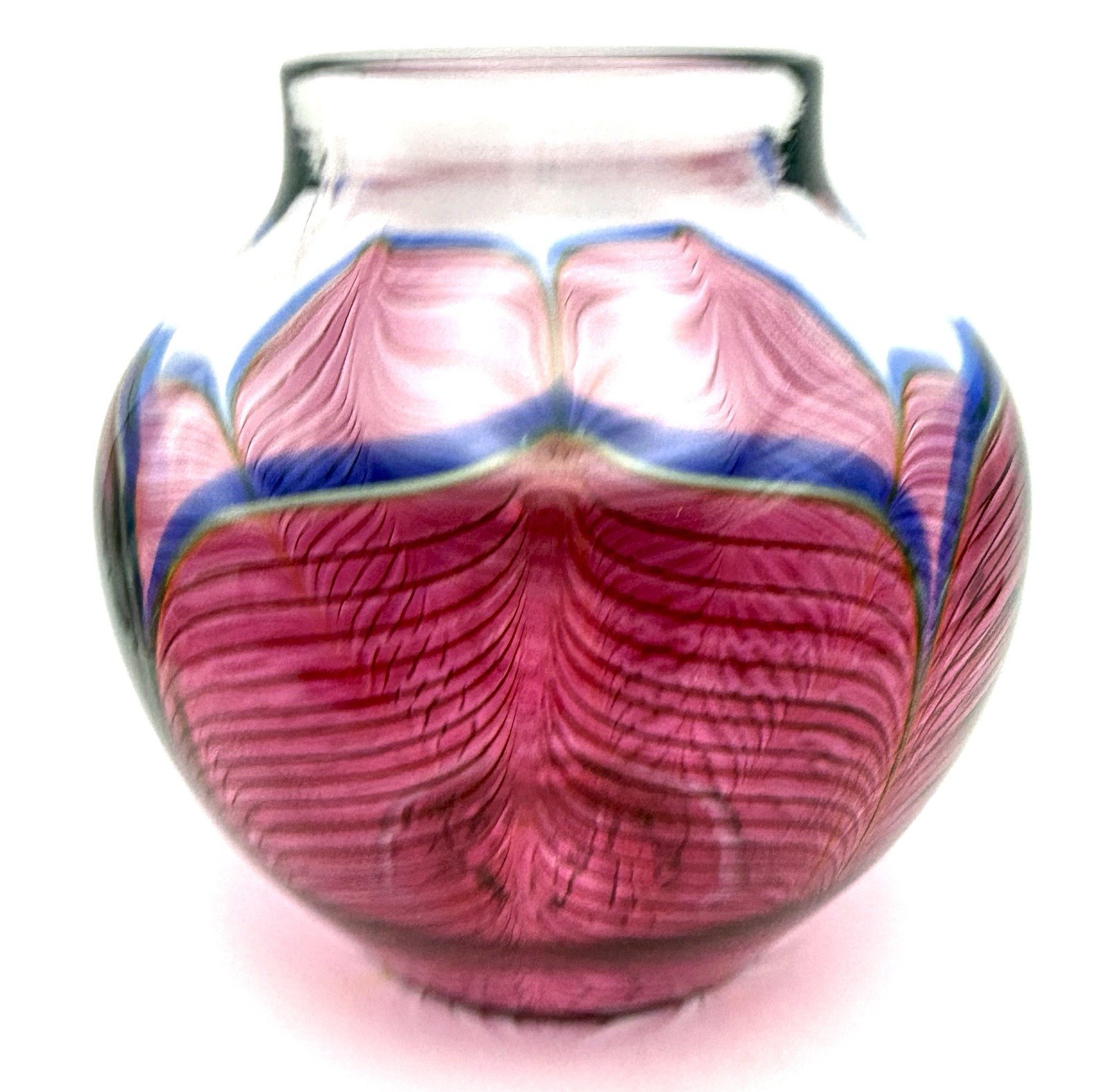 Zellique Studio Signed JM Joseph Morel Pulled Feather Vase 5.75” 1990 Art Glass