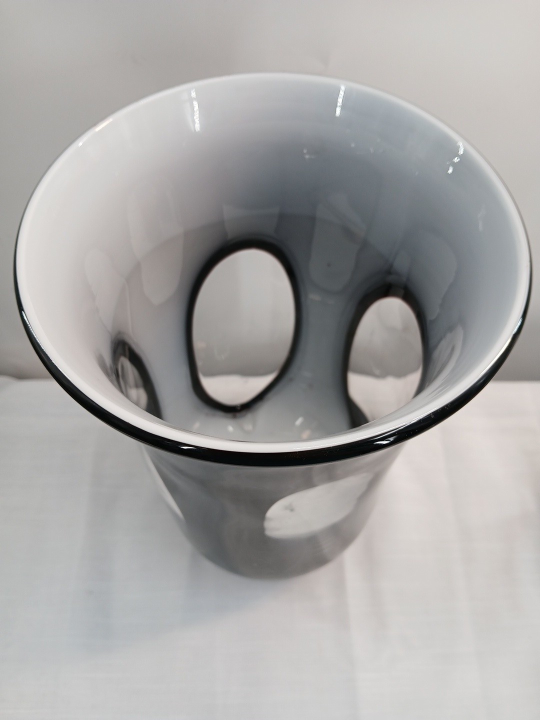 Black & White Murano Style Thick Glass Vase 11.75 Inches Tall Oval Window Pane