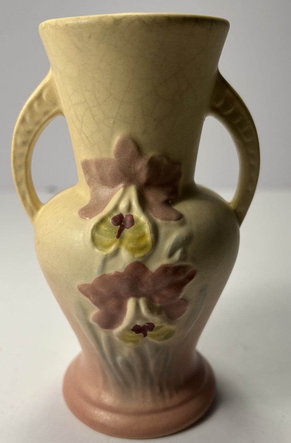Hull Pottery Orchid Vase 4.75 inches tall 3 inches wide
