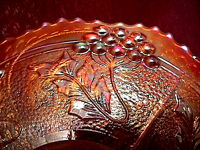 “HORSE MEDALLION” 7 5/8″ FLAT PLATE DARK MARIGOLD CARNIVAL GLASS BY: FENTON
