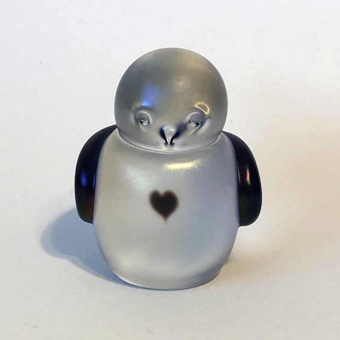 Zellique Studio Art Glass Cobalt Blue Iridescent Bird With Heart Signed 4×3″ VTG