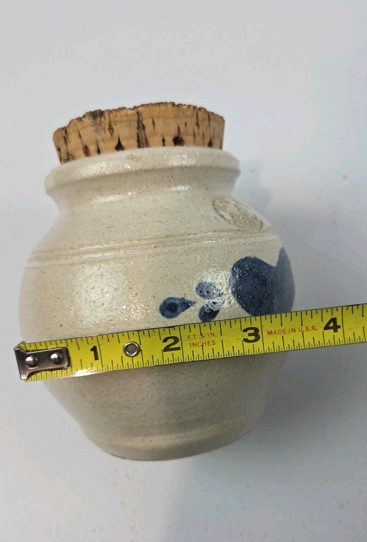 VTG Salt Glazed Pinewood Valley Blue Heart Small Crock With Cork Lid