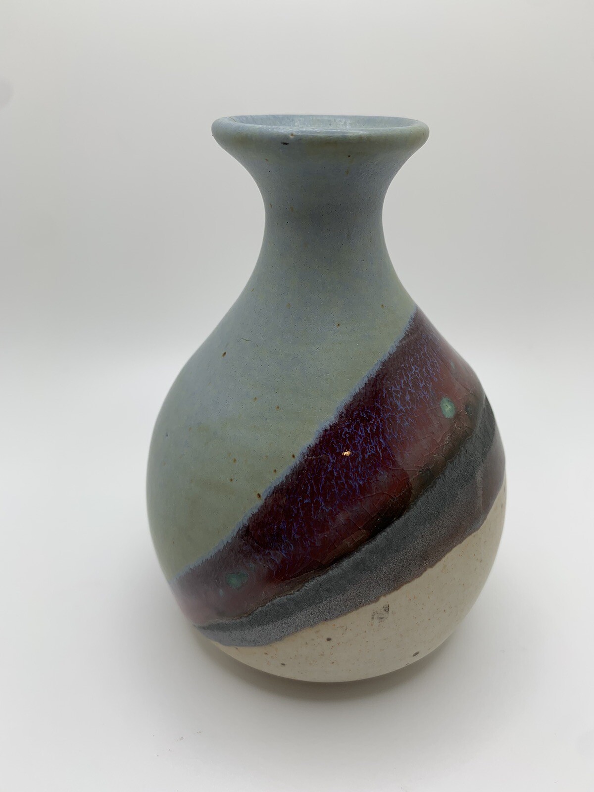 HANDMADE STONEWARE POTTERY VASE 4.75 INCHES TALL SIGNED CASHY
