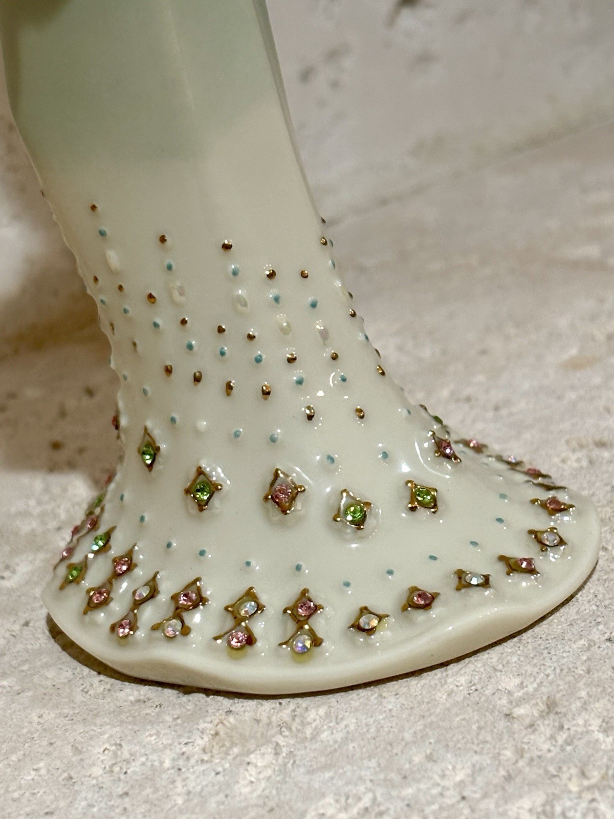 LENOX “A PERFECT LADY” Jeweled Porcelain Figurine Hand Painted Woman MINT COND