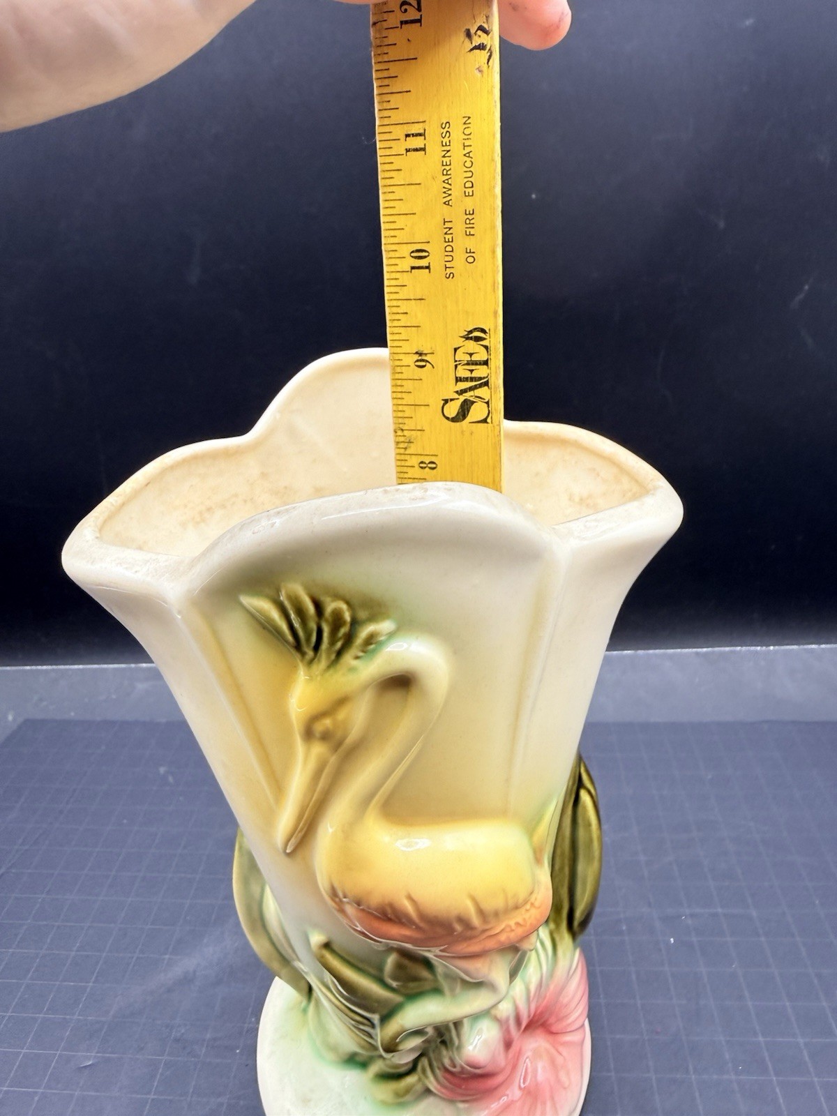 Vtg Hull Pottery 9″ Flamingo Heron Crane Hibiscus Vase #78 USA Yellow Green Red