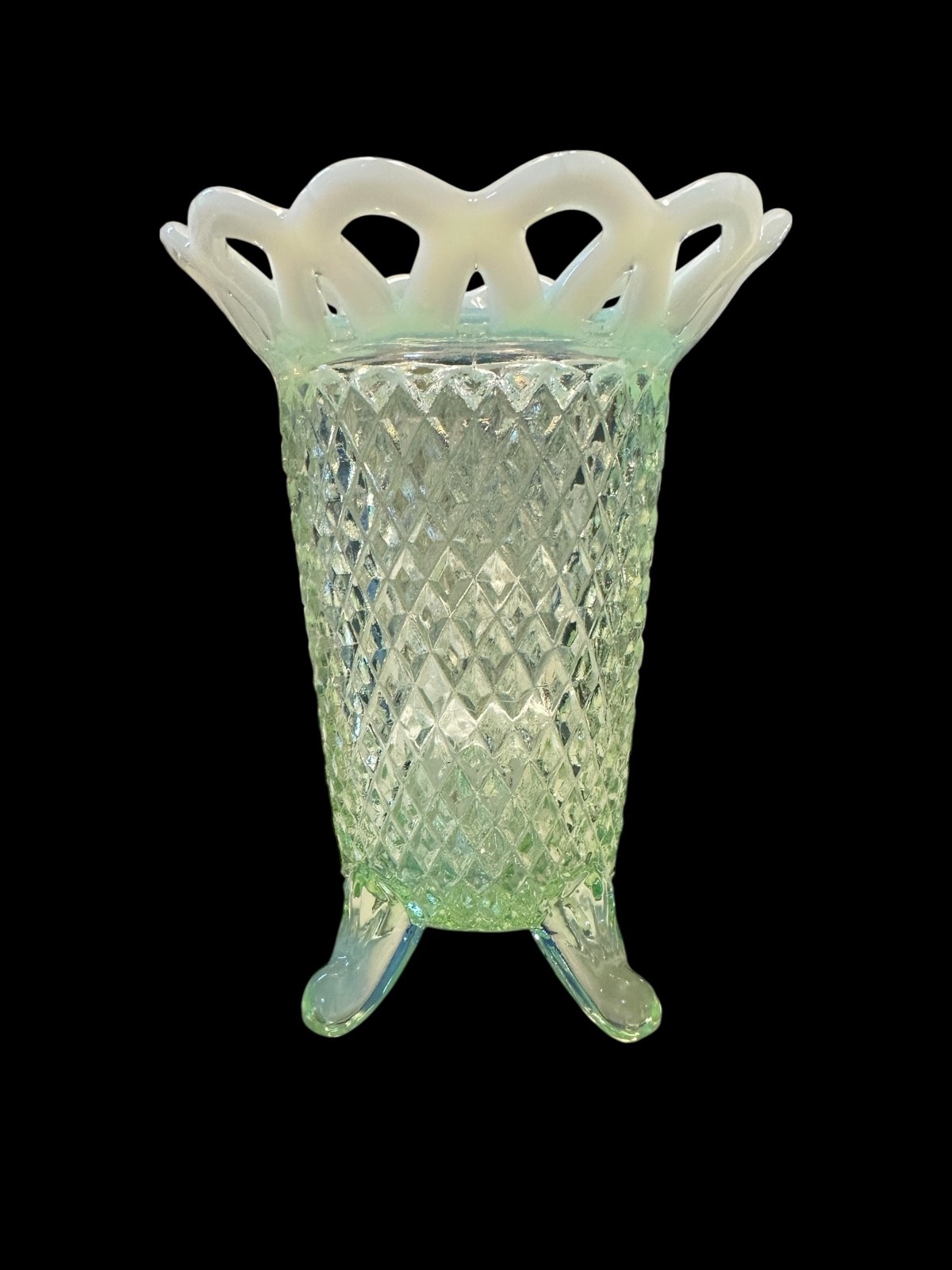 IMPERIAL 743B GREEN URANIUM OPALESCENT GLASS LACED EDGE DIAMOND POINT 5 IN VASE