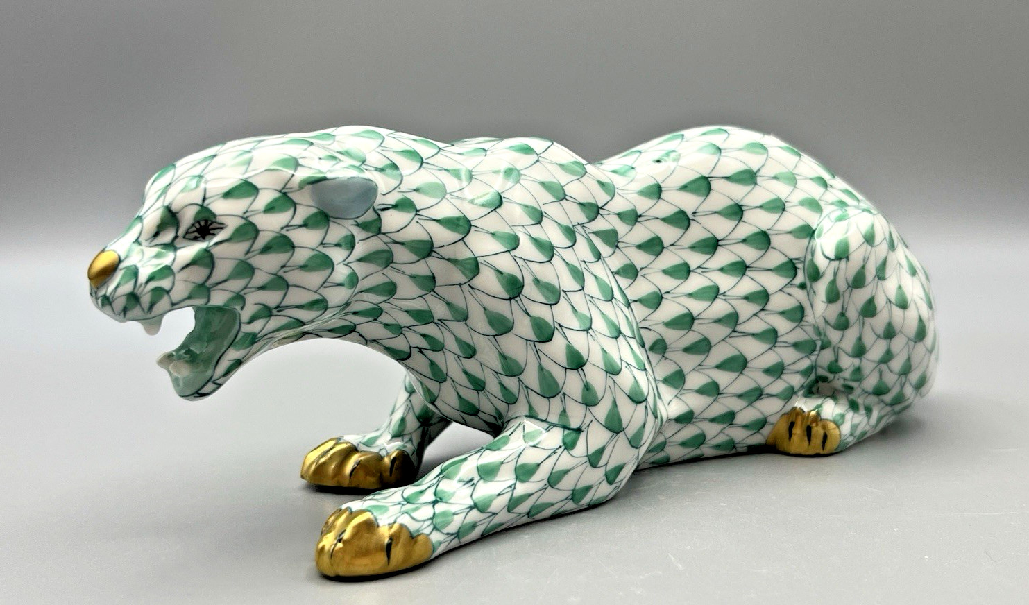Herend Figurine – Panther / Big Cat – Green Fishnet ($ 1045)