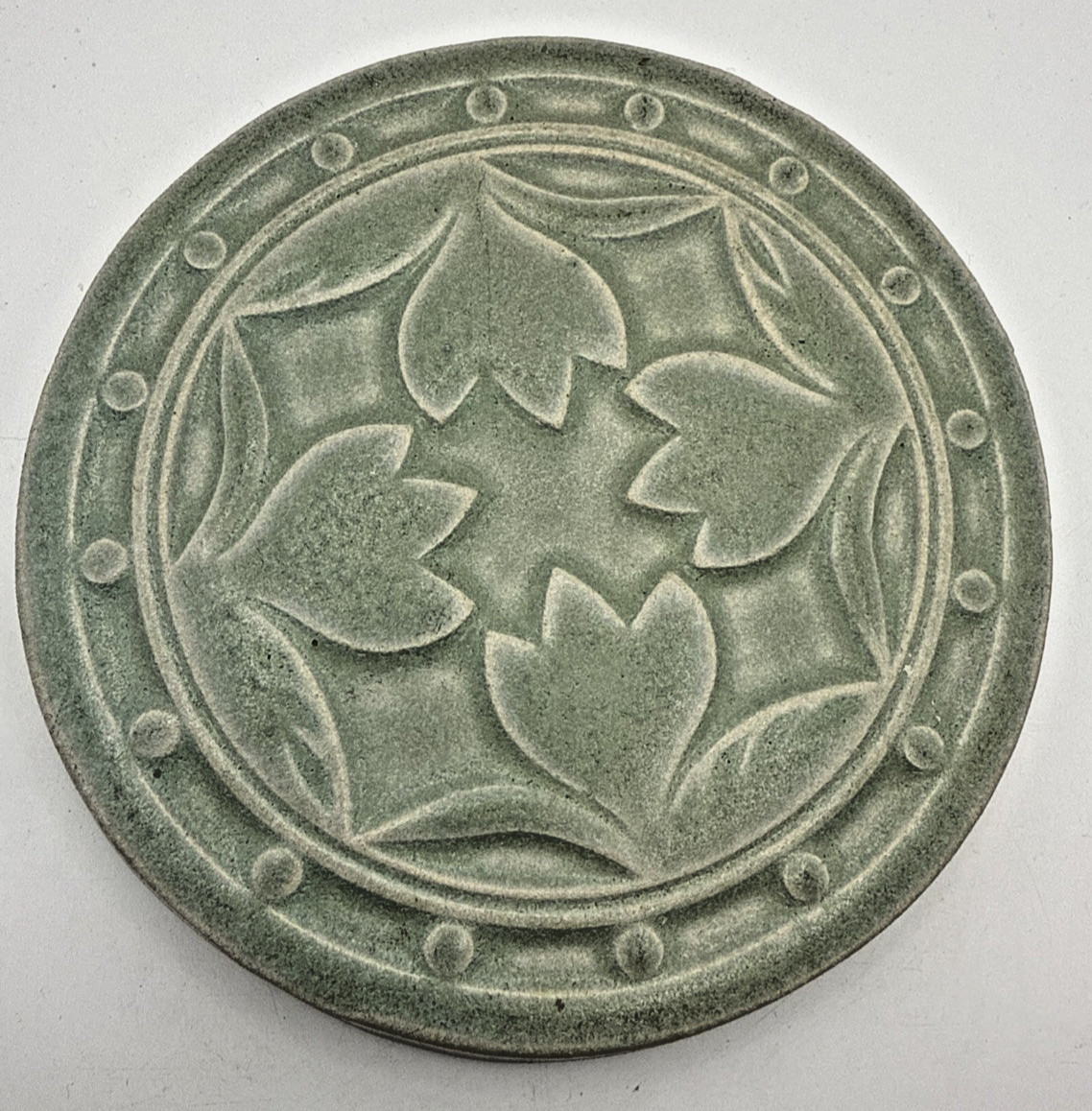 Rare Pewabic Pottery Detroit Green Tulip Round Wall Tile 1997 Trivet Paperweight