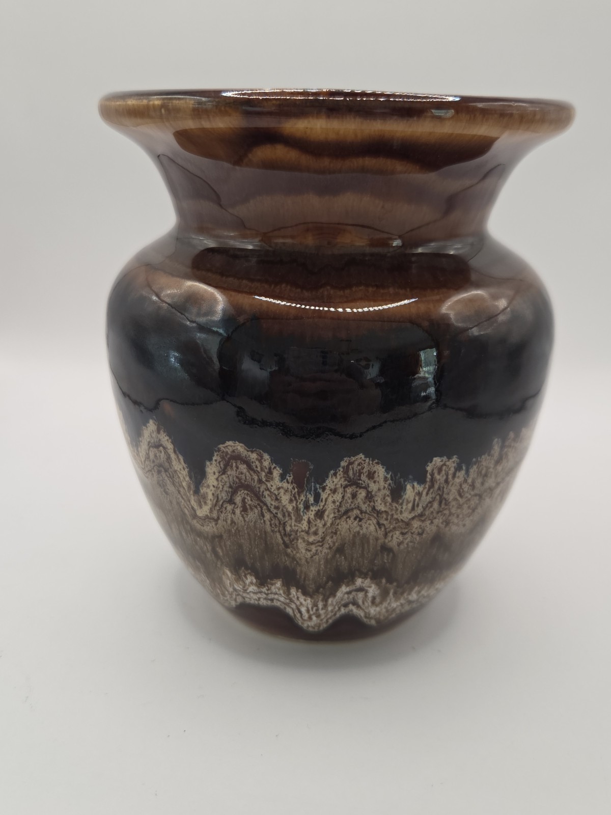 Vintage Royal Haeger Vase Brown Cream Earth Tones Drip Glaze Pottery 5.5” Tall