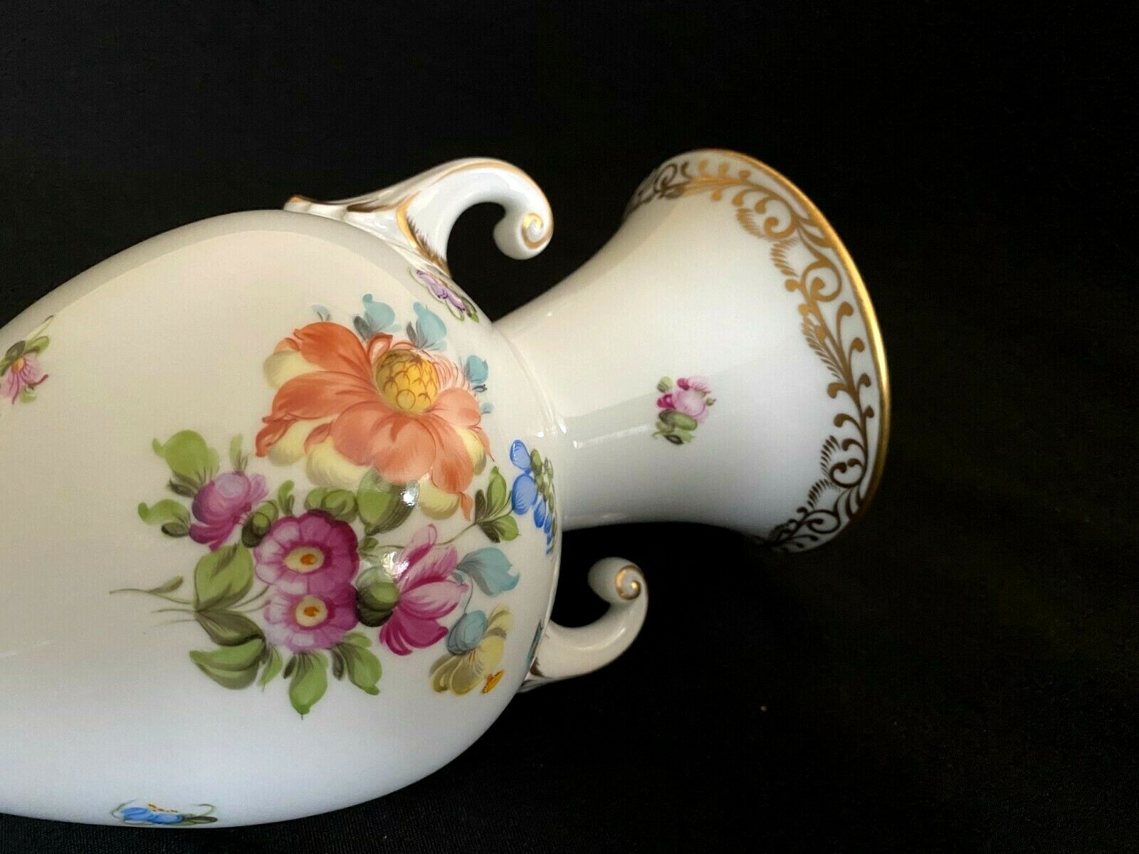 HEREND PORCELAIN HANDPAINTED RARE BOUQUET DE SAX VASE 7189/BS-DO